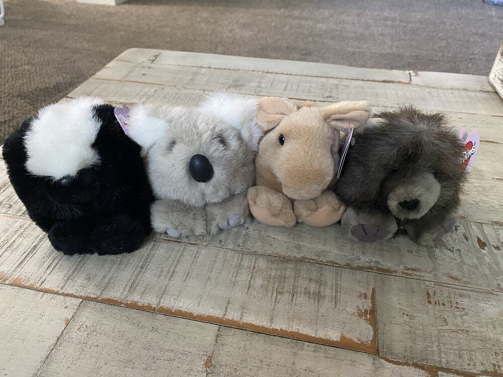 Vintage Lot Of 4 Puffkins Plus w/Tags Odie Aussie Armour Spike 1998
